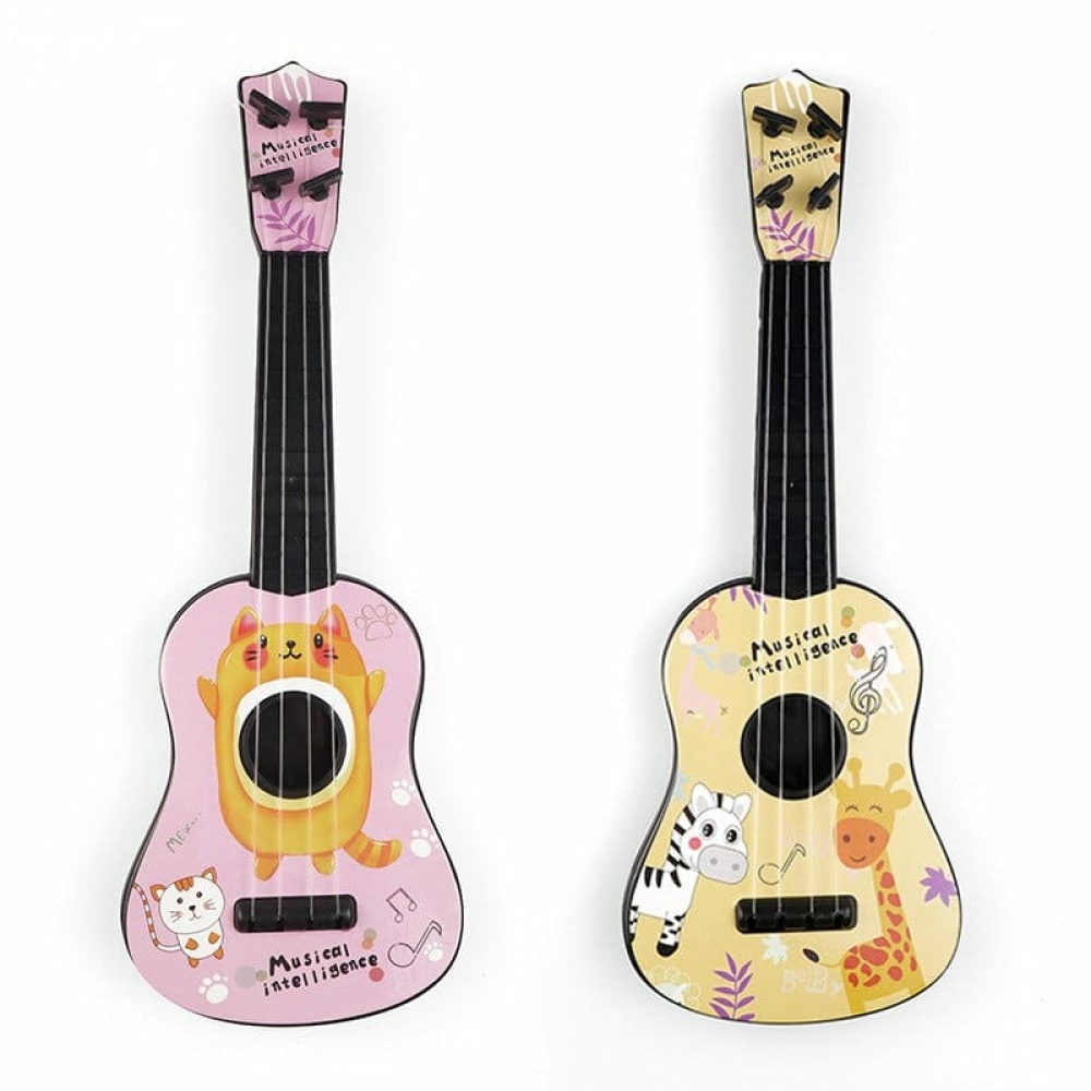 Mini 4-snarige gitaar met beige en roze cartoonprint op een witte achtergrond