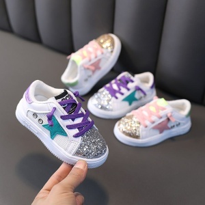 Glitter baby sportschoenen in wit met blauwe ster en paarse en roze veters