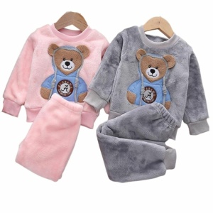 Schattige teddybeer fleece pyjama voor kinderen in roze en grijs