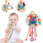 foto van een baby kauwend op montessorispeelgoed, met afbeeldingen van het product in bubbels