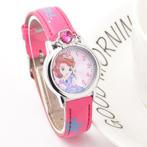 Sneeuwkoningin horloge met gekleurde band en roze hart diamant