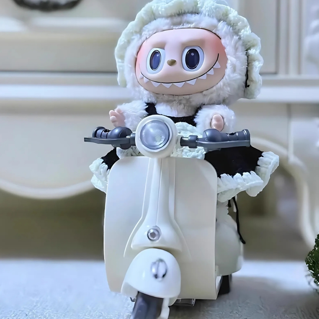 Kleine elektrische scooter voor Labubu-type knuffel - Afbeelding 3