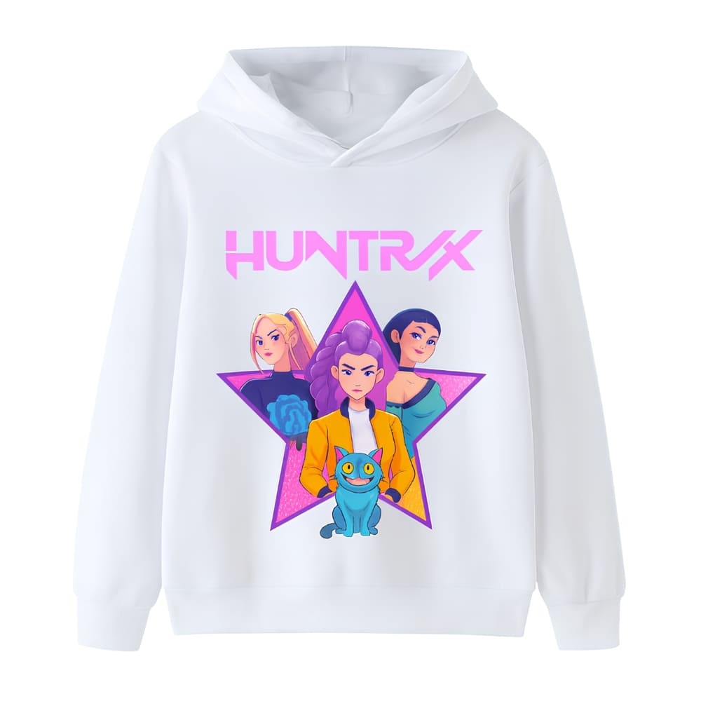 IMG_10_2025_Sweat_K_pop_Demon_Hunters_Huntrix_blanc_a_capuche_1.jpg K-pop Demon Hunters Huntrix witte Kindersweater met capuchon. Het motief stelt de drie zangeressen voor een ster voor en het woord "HUNTRIX" in roze hoofdletters erboven. Op witte achtergrond.